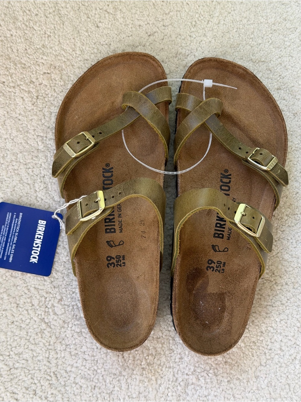 Birkenstock - Mayari Oiled Leather Olive - (NEW W/ TAGS) / Sz 8 (39)